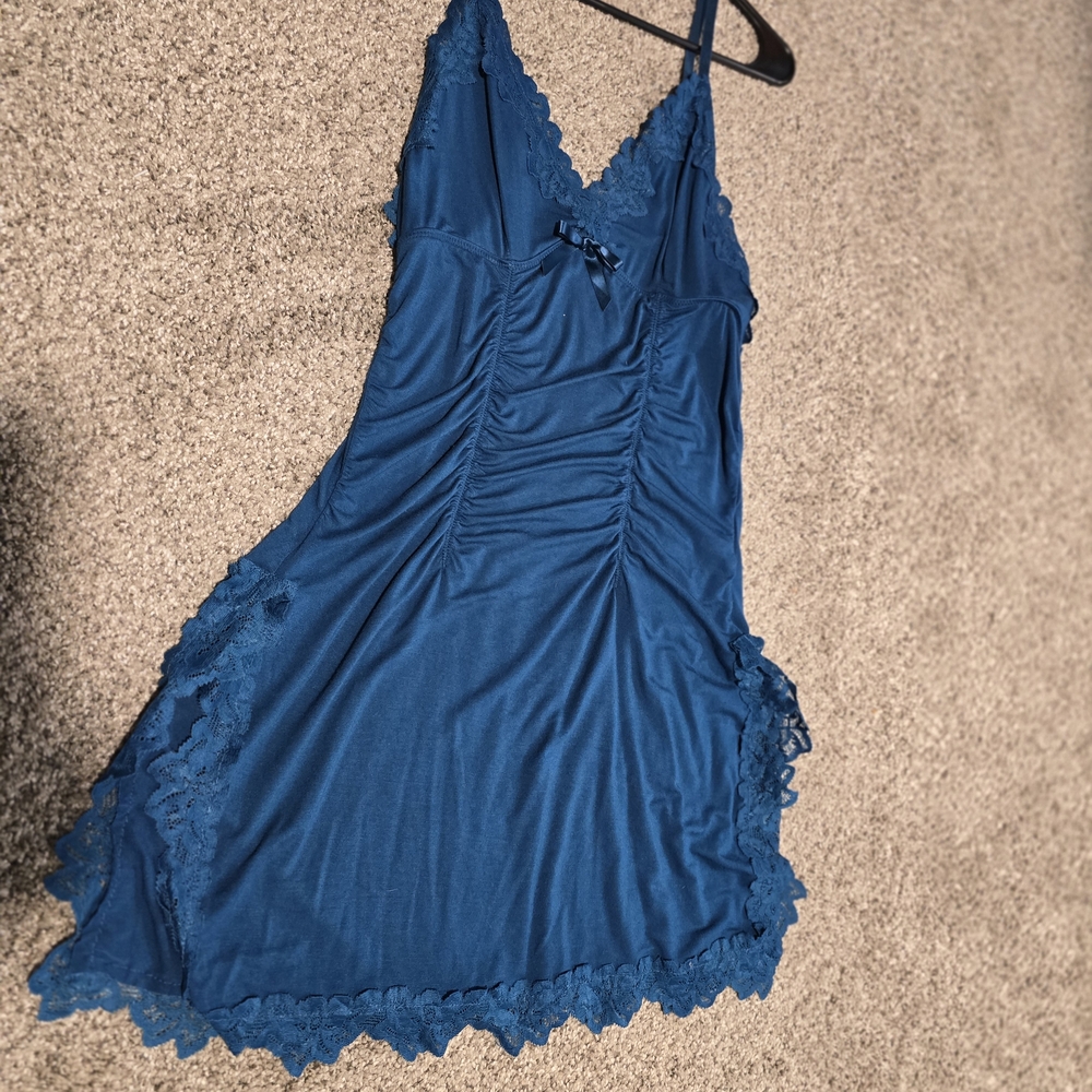 Elegant Blue Lace Trim Nightgown